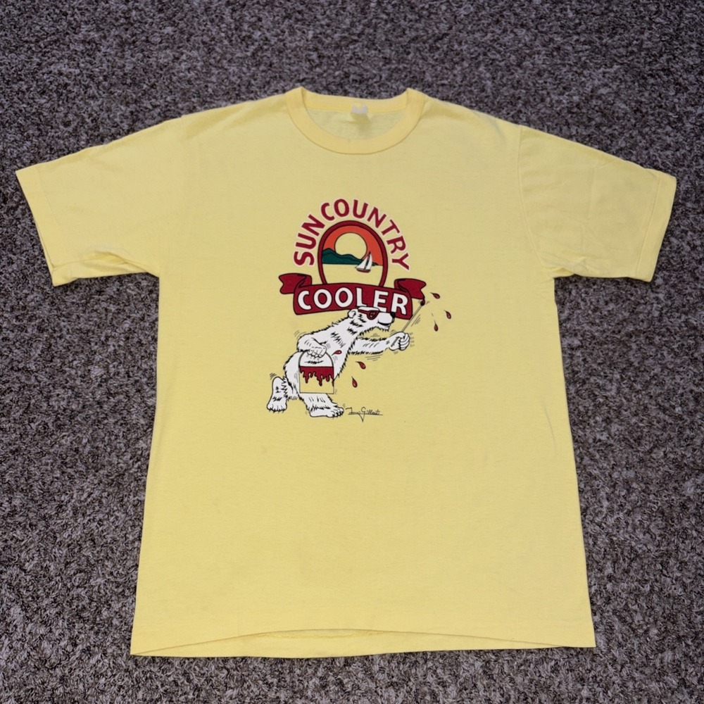 Sun Country Cooler 1980s T-Shirt Single Stitch Polar Bear Large Made In USA